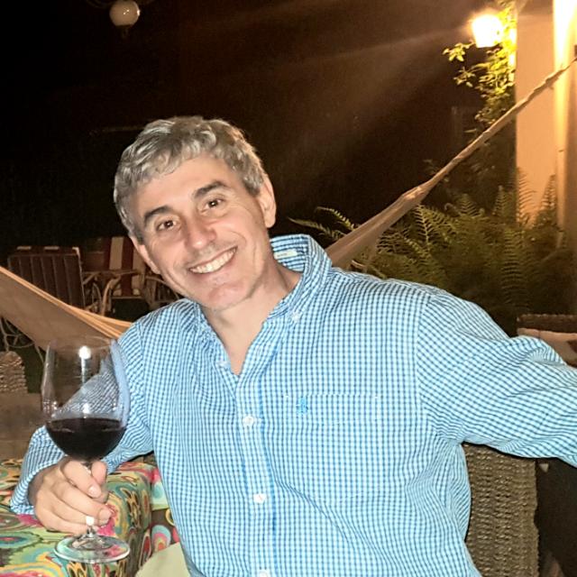 Fernando Rivera, Chief Executive Officer & Founder at HRNeuro